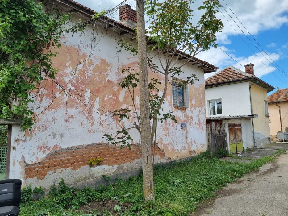 Продава се Къща в с. Краводер, Област Враца - 42 кв.м за 596 €/кв.м - Снимка #1