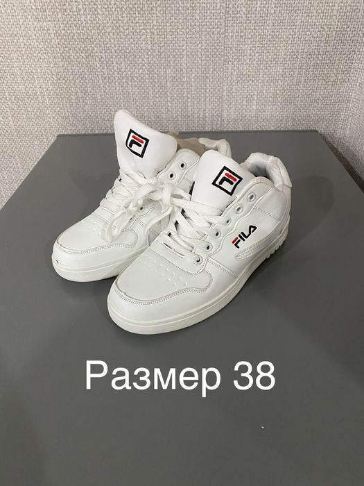 Димисезонные кроссовки