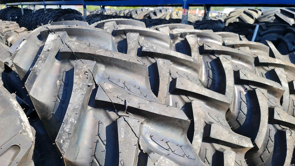 14.00-38 marca BKT FARM SPECIAL cu 8PLY cauciucuri noi anvelope U650