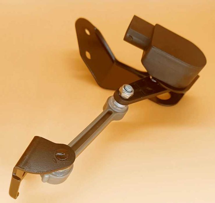 Senzor nivel NOU caroserie spate VW Phaeton Audi A8 Bentley