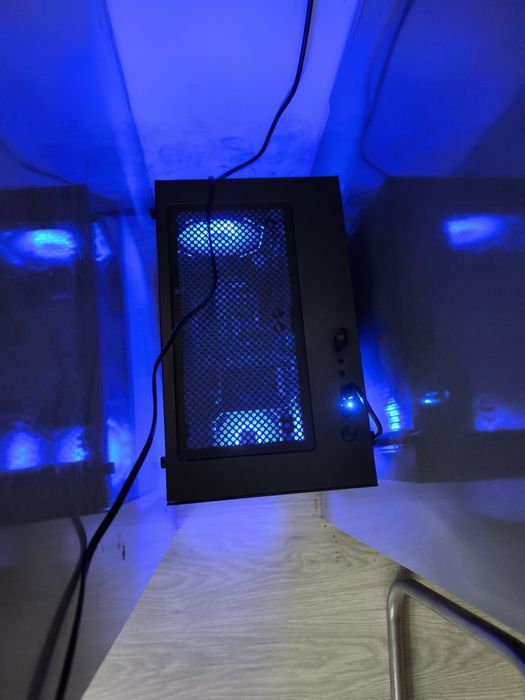 Ryzen 5 PC 1ttb ssd 16gb ram