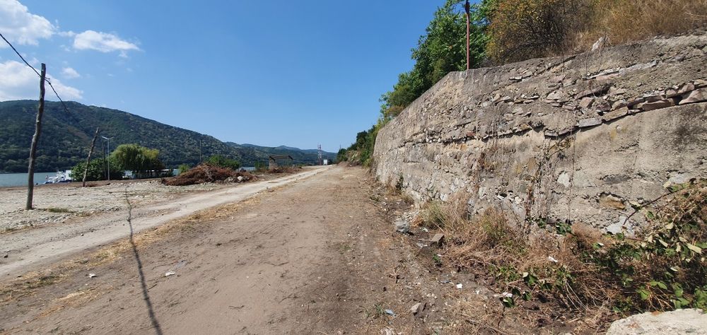 Vand teren la Dunare Berzasca