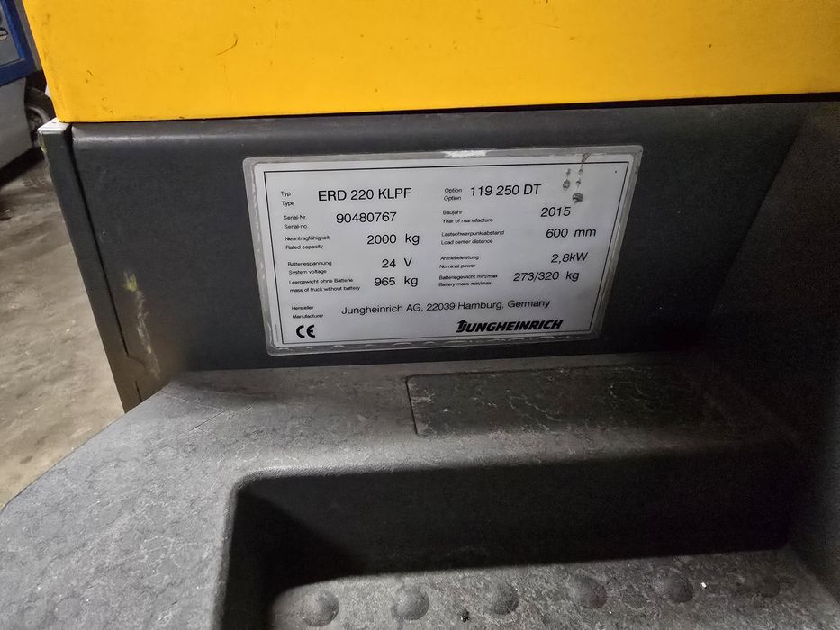 Електрически Стакер