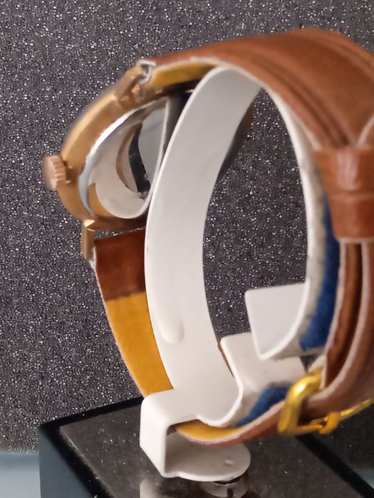 Мъжки механичен часовник Aretta, Швейцария.