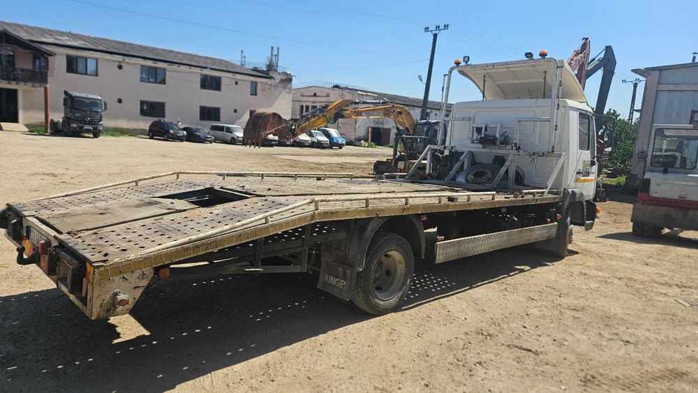 MAN LE 8,180 an fab 2004