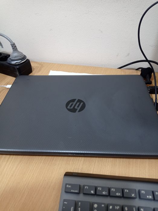 Hp i3-10 256 m2 ssd 1T hhd sotiladi