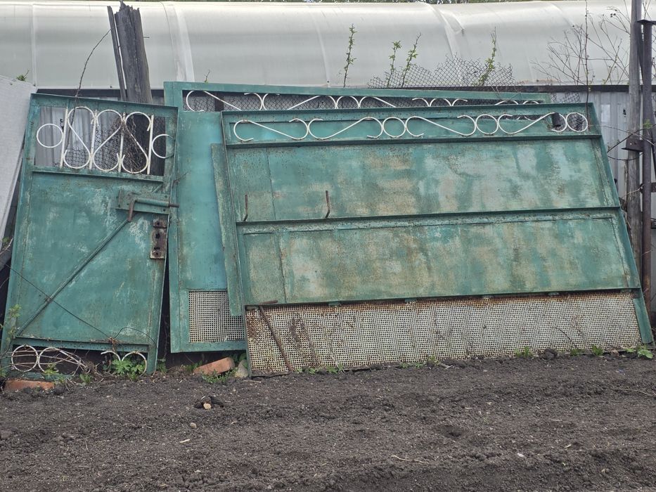 Продам ворота металлические