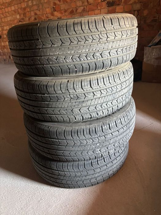 Продам шины CENTARA 215x60R17