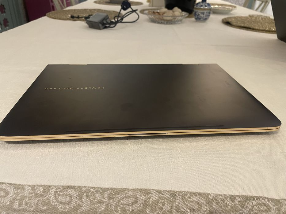 Компьютор переносной ( laptop)