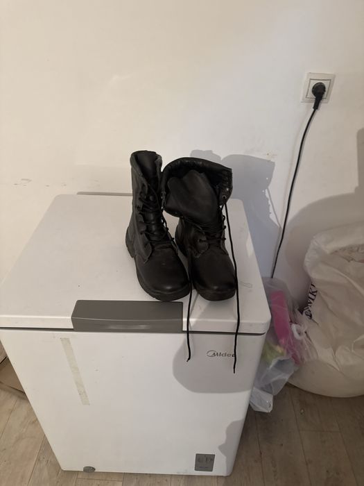 Сумка военный и берцы