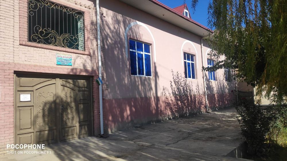 Зилол махалласида Уй сотилади