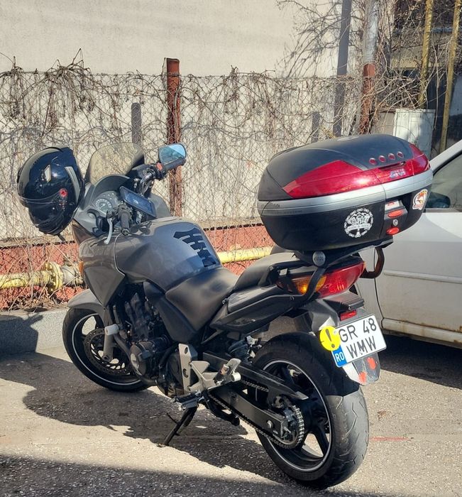 Motocicleta Honda CBF 600