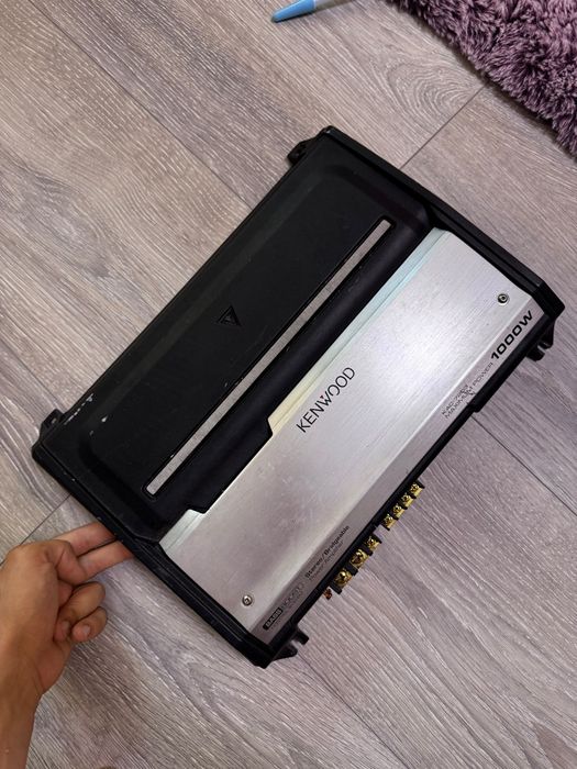 Vând tub de bass Emphaser și stație Kenwood