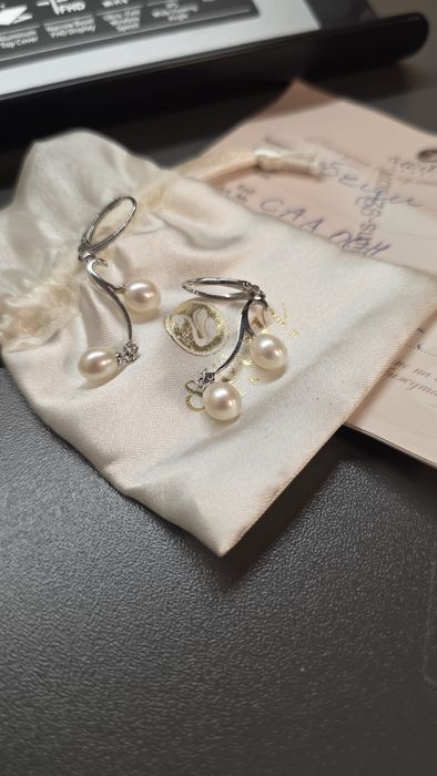 Swan висящи обеци с перли