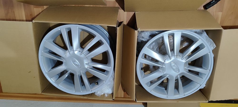 Оригинальные литые диски для Лада Веста, Ларгус.