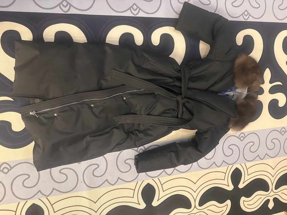 Срочно продам куртку