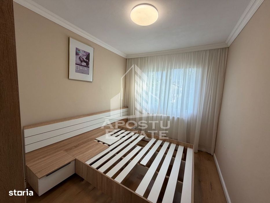 Apartament cu 3 camere de vânzare, renovat , Zona Dacia , Timișoara