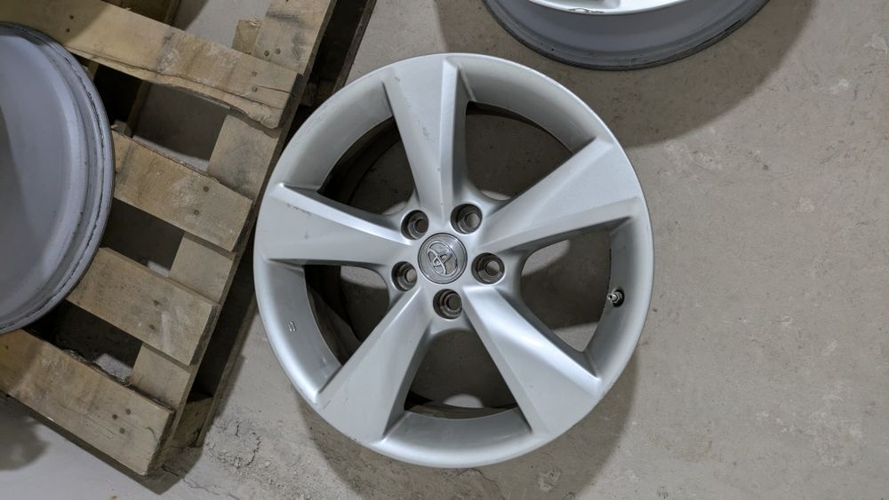 Диски от Lexus rx 350 - 225/60/r18