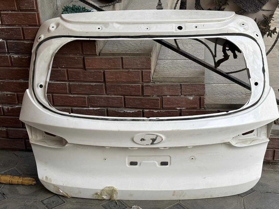 Крышка багажника