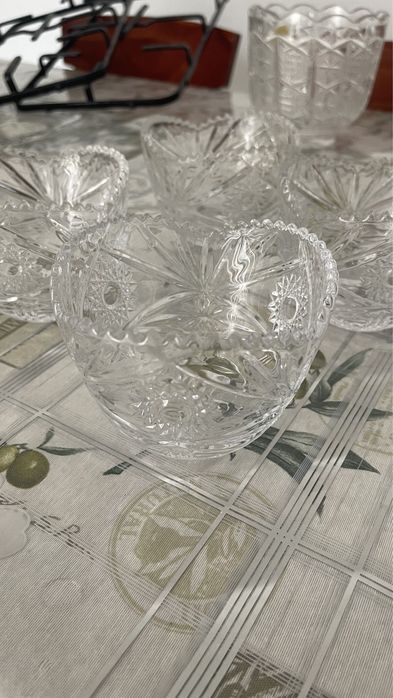 Продам б/у конфетницы,сахарницы,вазу