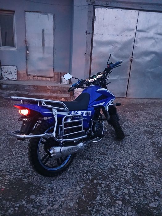 Мотоцикл 250 куб