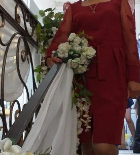 Платья по 4000 в идеальном состоянии