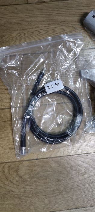 Нов Sensecap M1 Helium Антена Кабел Бокс Стойка пълен пакет