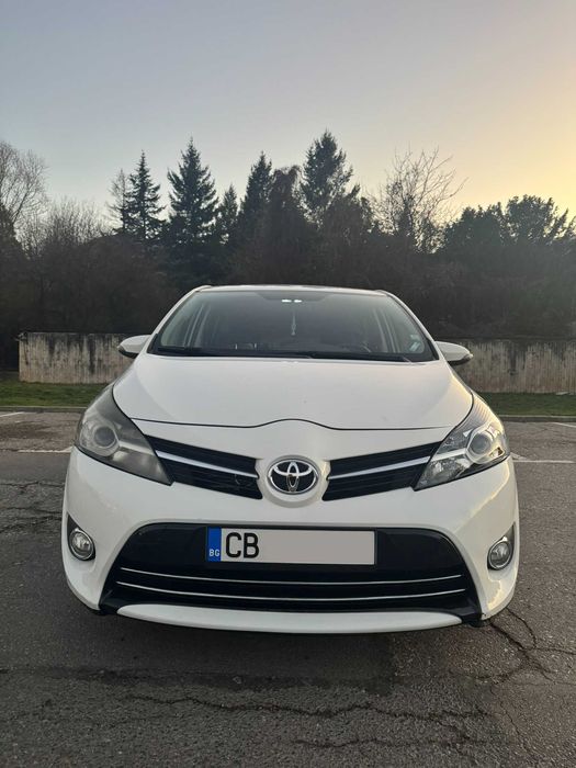 Toyota Verso Фейслифт Автоматик
