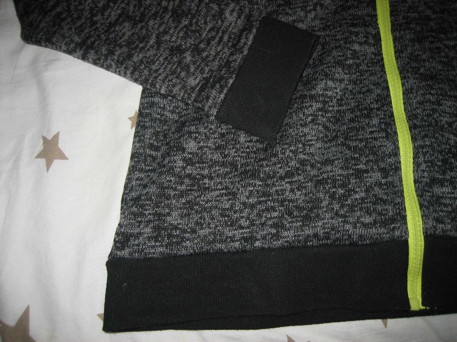 Момчешки суичер - размер S