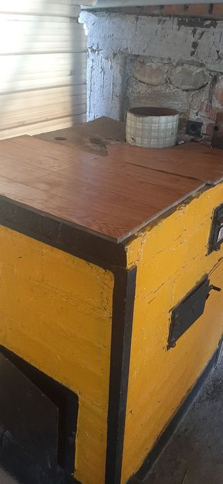 Vind centrala pe lemne de 75-80 KW nouo nefolosita niciodata
