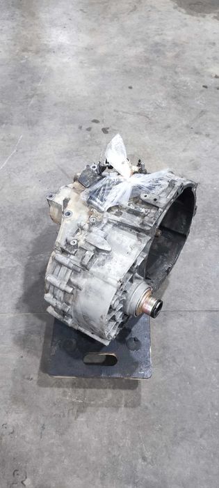 Cutie viteze manuala 6 trepte volkswagen vw sharan 2.0 BRT an 2007 JBN