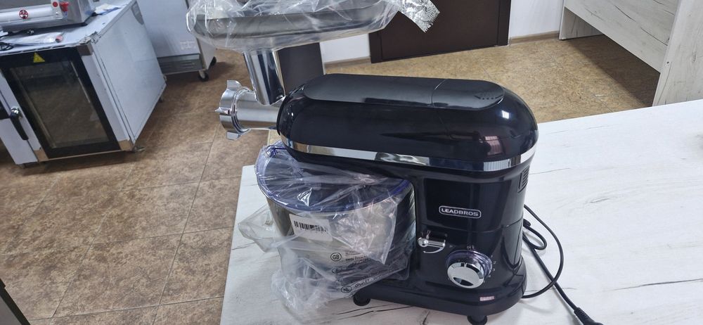 Продам кухонный комбайн