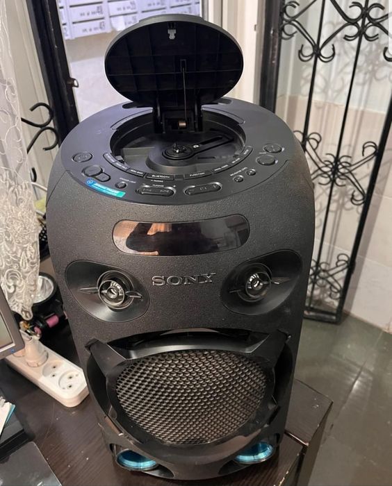 Музыкальный центр Sony MHCV02