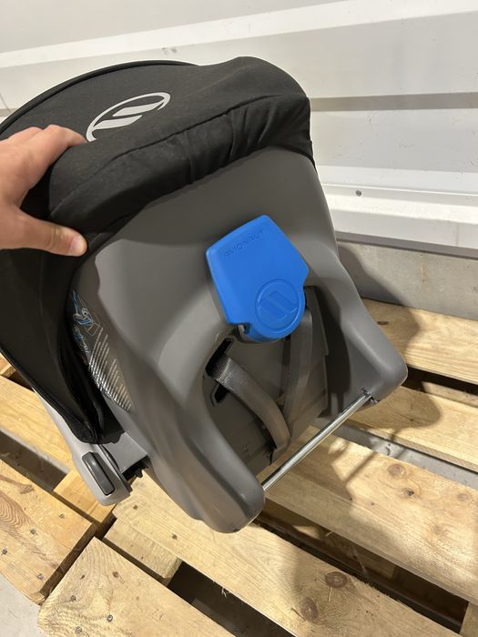 Scaun auto AVIONAUT pentru bebeluși (0-13kg)