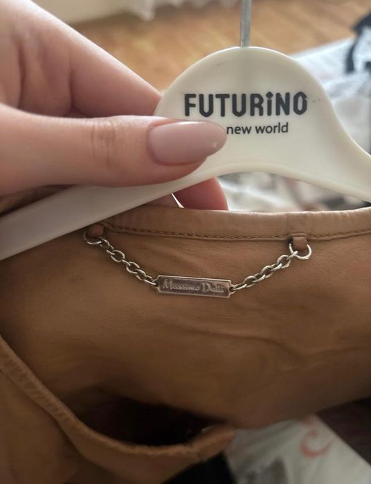 Продам срочно оригинал massimo dutti куртка
