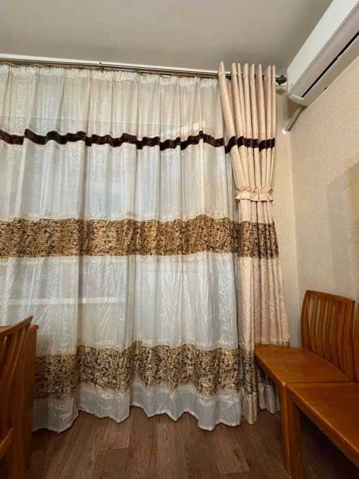 Продам шторы с кованым карнизом