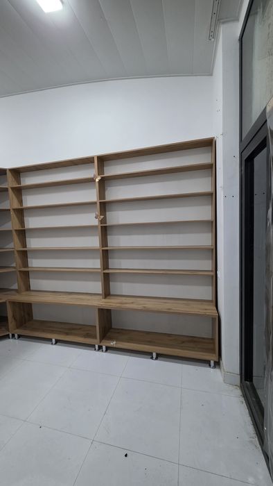 Mebel parfumeriya do'kon uchun stilyaj xolati yangiday