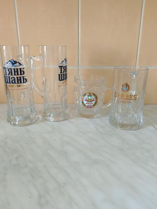 Пивные кружки...
