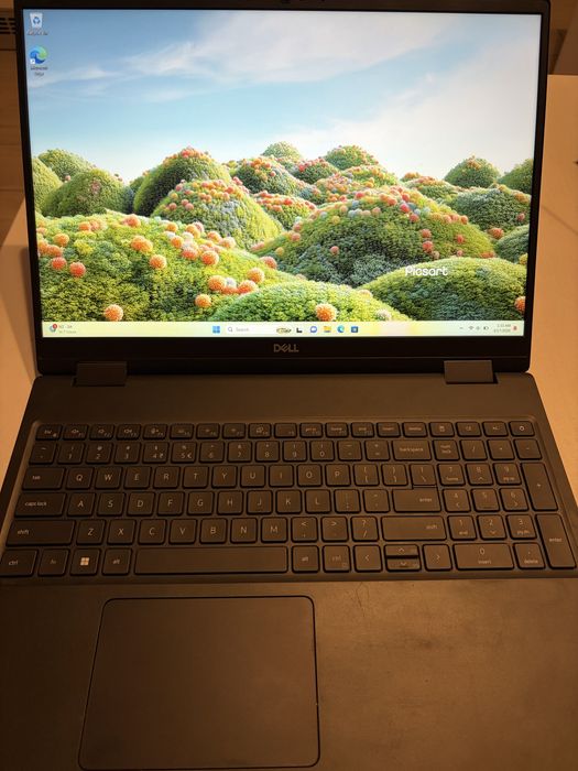 Dell Precision 7670 32gb Ram ddr5 i7 ssd