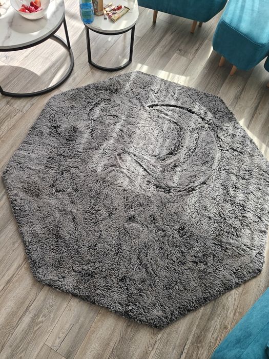 Килим шестоъгълен сив