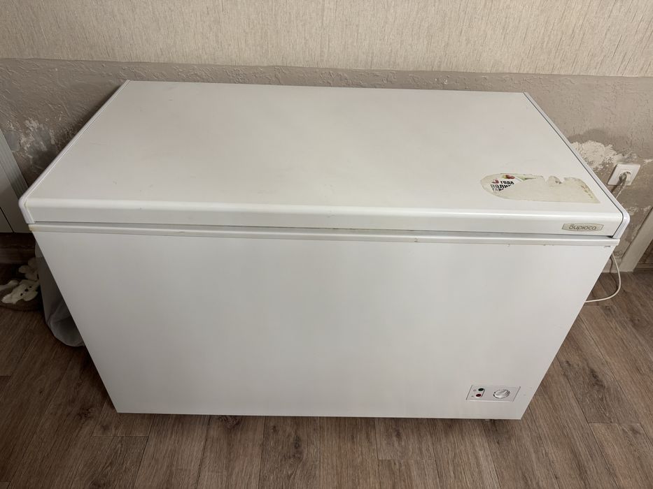 Продам морозильник