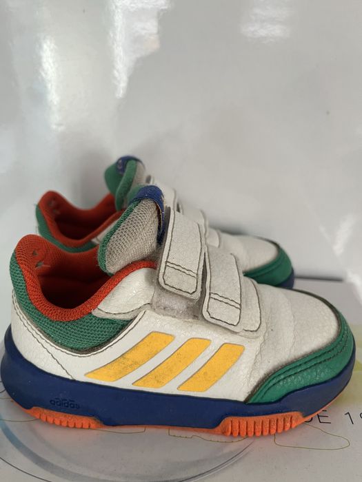 Детски сандли и маратонки Adidas