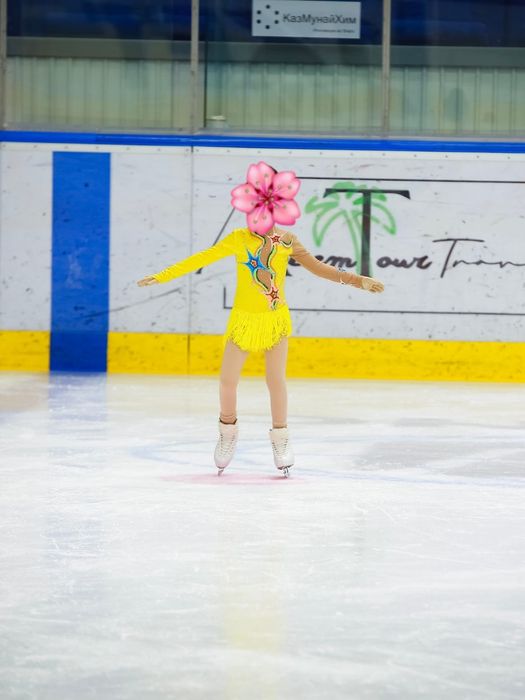 Продам платье для фигурного катания!