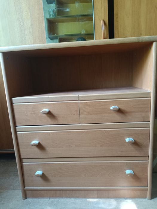 Комод в спальню