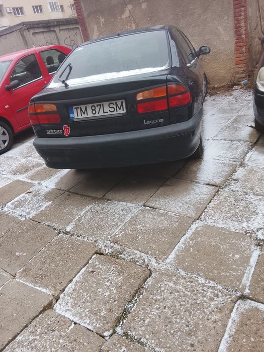 Vând sau schimb Renault Laguna 1.6i edition