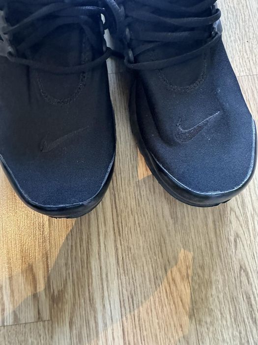 Nike slight used like new. 35euro