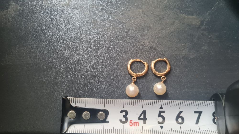 Золотые серьги с жемчугом