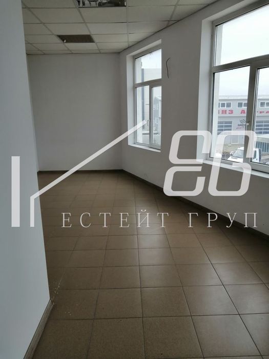 Дава се под наем Офис в Варна, Кайсиева градина - 420 кв.м за 2142 € - Снимка #3