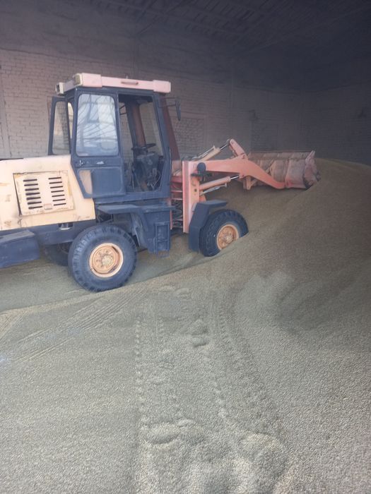 Продам погрузчик