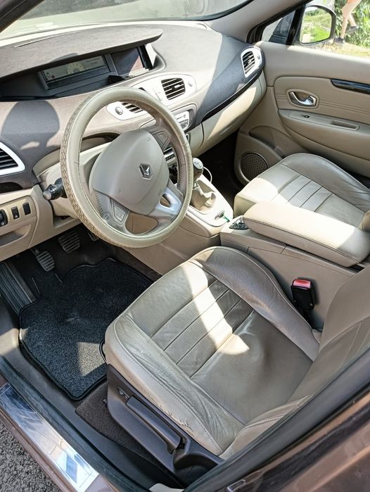 RENAULT Grand Scenic 2009 — imagine 4